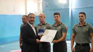 Bursa'da polisler "Baba Okulu"ndan mezun oldu