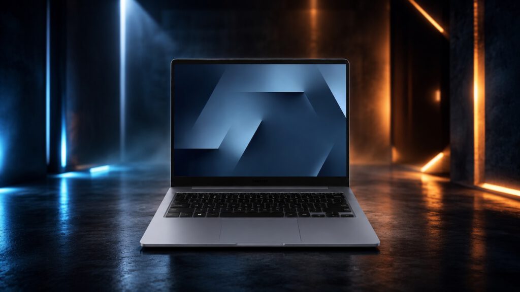 Samsung'dan Şarjı 25 Saat Giden Laptop! 16 GB RAM'i Var