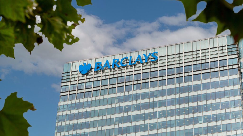 Barclays Bu Yıl 5.000 Kişiyi Çıkarıyor, Yapay Zekanın da Payı Var